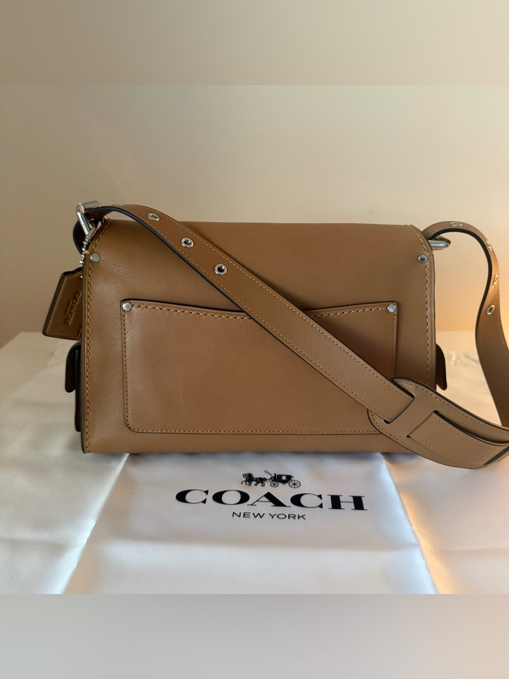 Coach Cargo Pocket Tabby - Picture 3 of 11